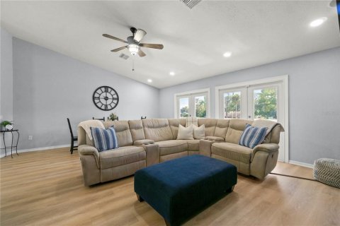 Casa en venta en New Port Richey, Florida, 4 dormitorios, 229.84 m2 № 1900053 - foto 26