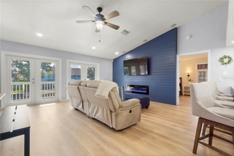 Casa en venta en New Port Richey, Florida, 4 dormitorios, 229.84 m2 № 1900053 - foto 24