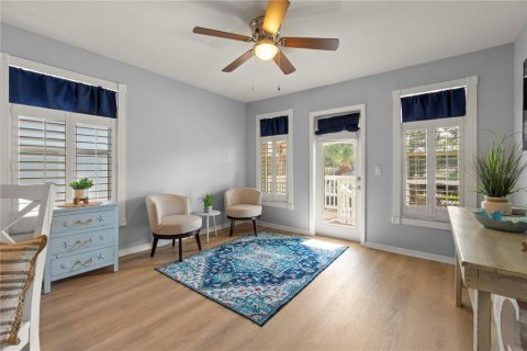 Casa en venta en New Port Richey, Florida, 4 dormitorios, 229.84 m2 № 1900053 - foto 8