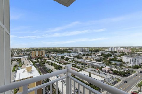 Condo in Pompano Beach, Florida, 2 bedrooms  № 2250906 - photo 7
