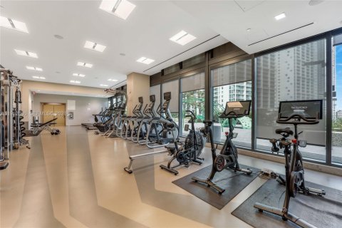 Купить кондоминиум в Майами, Флорида 2 спальни, 129.6м2, № 2010841 - фото 24