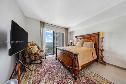 Купить кондоминиум в Майами, Флорида 2 спальни, 129.6м2, № 2010841 - фото 12