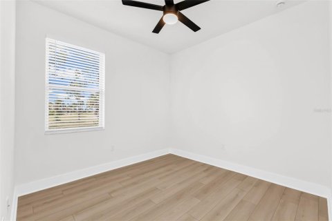 House in Placida, Florida 4 bedrooms, 156.17 sq.m. № 2114489 - photo 24