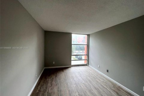 Снять в аренду кондоминиум в Санни-Айлс-Бич, Флорида 1 спальня, 50.72м2, № 2004691 - фото 7