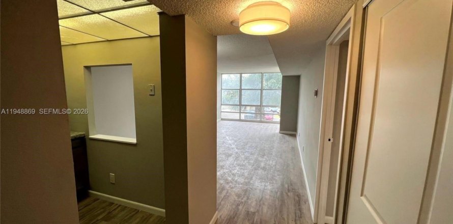 Кондоминиум с 1 спальней в Санни-Айлс-Бич, Флорида № 2004691