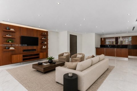 Villa ou maison à vendre à Pinecrest, Floride: 8 chambres, 829.71 m2 № 2286646 - photo 14