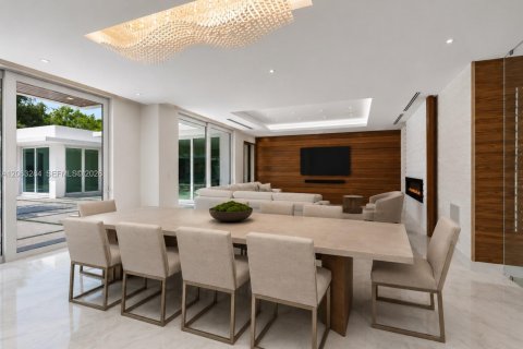 Villa ou maison à vendre à Pinecrest, Floride: 8 chambres, 829.71 m2 № 2286646 - photo 11