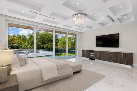Villa ou maison à vendre à Pinecrest, Floride: 8 chambres, 829.71 m2 № 2286646 - photo 17