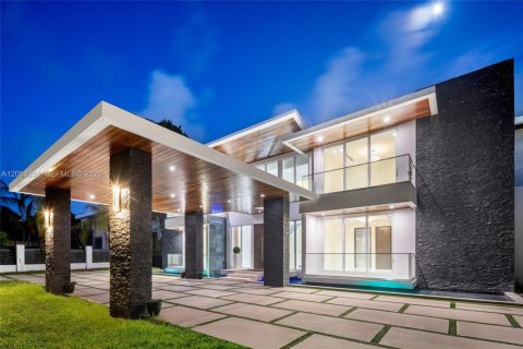 Villa ou maison à vendre à Pinecrest, Floride: 8 chambres, 829.71 m2 № 2286646 - photo 4