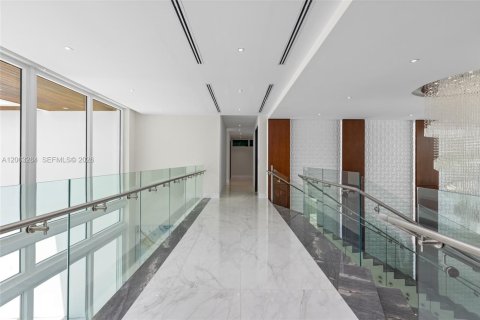 Villa ou maison à vendre à Pinecrest, Floride: 8 chambres, 829.71 m2 № 2286646 - photo 16