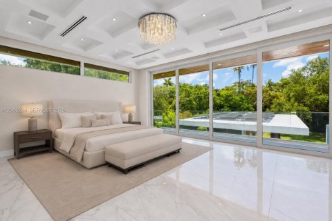 Villa ou maison à vendre à Pinecrest, Floride: 8 chambres, 829.71 m2 № 2286646 - photo 18