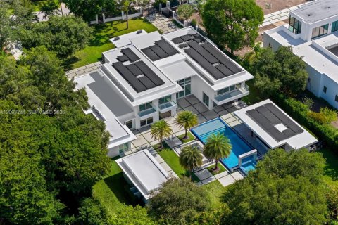 Villa ou maison à Pinecrest, Floride 8 chambres, 829.71 m2 № 2286646