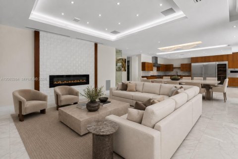 Villa ou maison à vendre à Pinecrest, Floride: 8 chambres, 829.71 m2 № 2286646 - photo 9