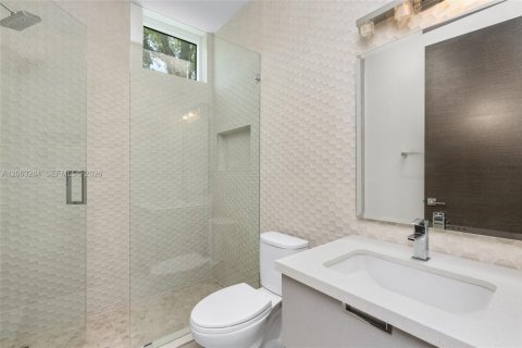 Villa ou maison à vendre à Pinecrest, Floride: 8 chambres, 829.71 m2 № 2286646 - photo 29