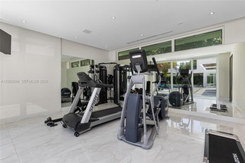 Villa ou maison à vendre à Pinecrest, Floride: 8 chambres, 829.71 m2 № 2286646 - photo 30