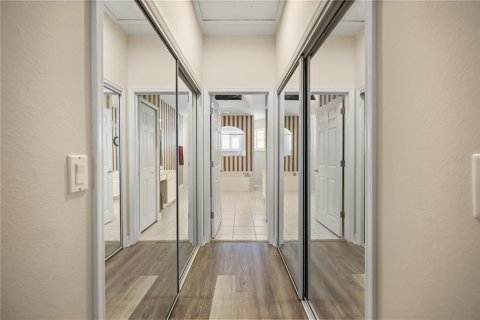 Купить виллу или дом в Клермон, Флорида 9 комнат, 257.53м2, № 2216874 - фото 18
