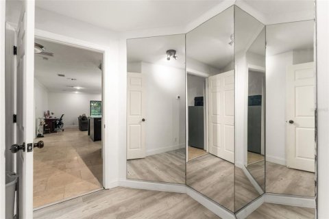 Villa ou maison à vendre à Gainesville, Floride: 4 chambres, 293.2 m2 № 2420151 - photo 18