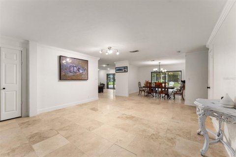 Villa ou maison à vendre à Gainesville, Floride: 4 chambres, 293.2 m2 № 2420151 - photo 5