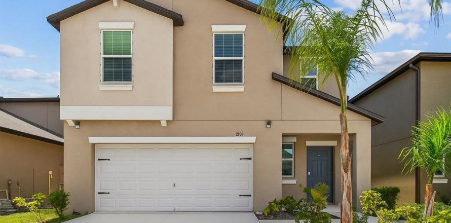 House in Lutz, Florida 4 bedrooms, 173.73 sq.m. № 1791548
