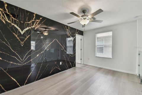House in Lutz, Florida 4 bedrooms, 173.73 sq.m. № 1791548 - photo 12
