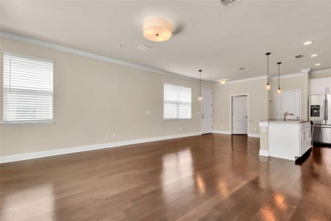 Townhouse in Winter Park, Florida 3 bedrooms, 166.02 sq.m. № 1851168 - photo 6