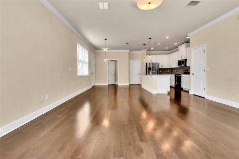 Townhouse in Winter Park, Florida 3 bedrooms, 166.02 sq.m. № 1851168 - photo 8
