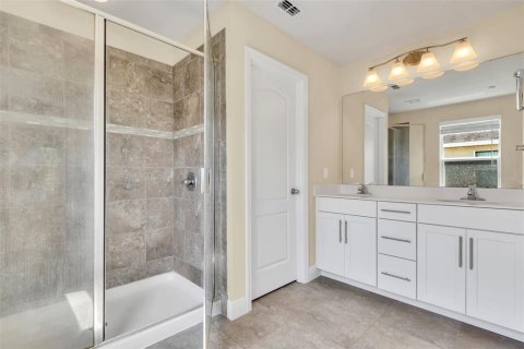 Townhouse in Winter Park, Florida 3 bedrooms, 166.02 sq.m. № 1851168 - photo 19