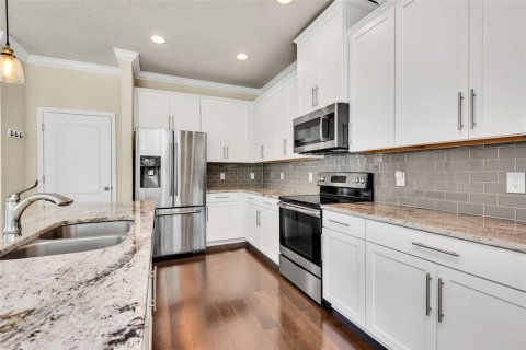 Townhouse in Winter Park, Florida 3 bedrooms, 166.02 sq.m. № 1851168 - photo 12