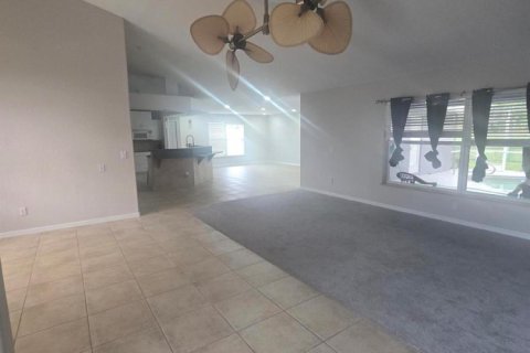 Villa ou maison à louer à Port St. Lucie, Floride: 3 chambres, 207.26 m2 № 2087855 - photo 21