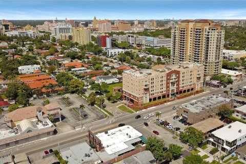 Commercial property in Miami, Florida № 2146439 - photo 13