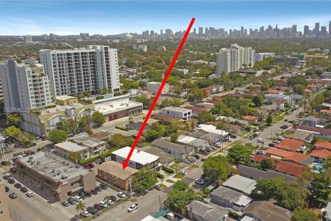 Commercial property in Miami, Florida № 2146439 - photo 6