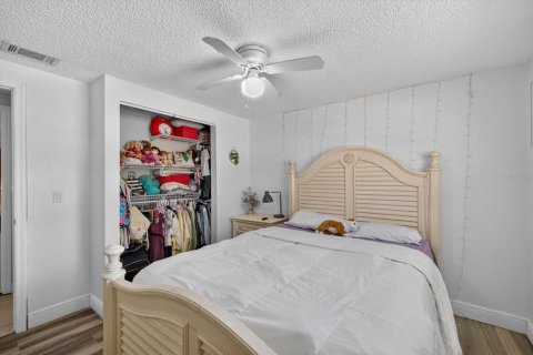 House in Tampa, Florida 3 bedrooms, 125.05 sq.m. № 1902397 - photo 28