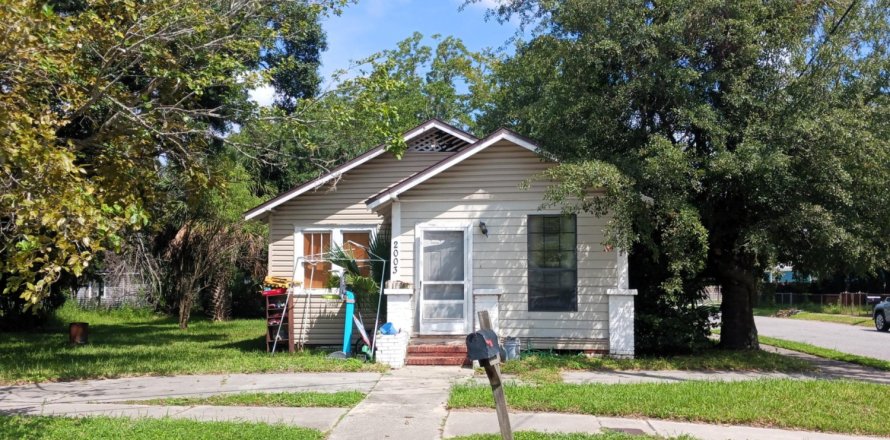 House in Jacksonville, Florida 2 bedrooms, 83.05 sq.m. № 772091