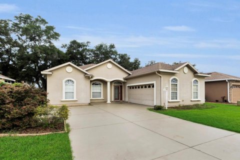House in Summerfield, Florida 3 bedrooms, 190.45 sq.m. № 2272764 - photo 2