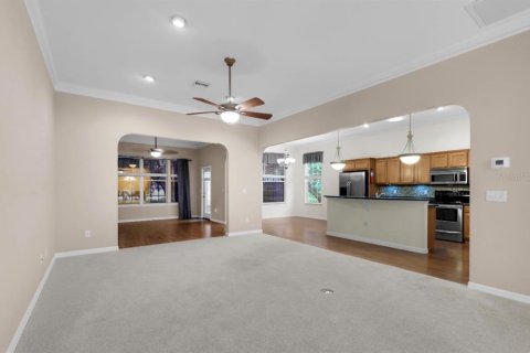 House in Summerfield, Florida 3 bedrooms, 190.45 sq.m. № 2272764 - photo 8