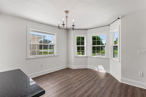 Villa ou maison à vendre à Lakeland, Floride: 4 chambres, 158.31 m2 № 2421843 - photo 16