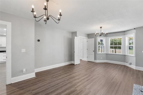 Villa ou maison à vendre à Lakeland, Floride: 4 chambres, 158.31 m2 № 2421843 - photo 6