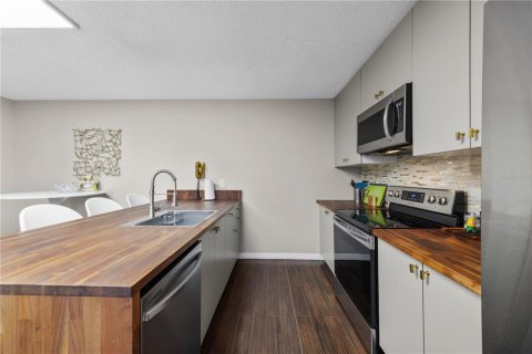 Copropriété à louer à Orlando, Floride: 2 chambres, 119.38 m2 № 2418396 - photo 15