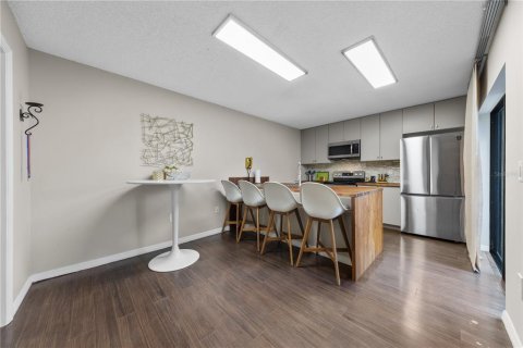 Copropriété à louer à Orlando, Floride: 2 chambres, 119.38 m2 № 2418396 - photo 11