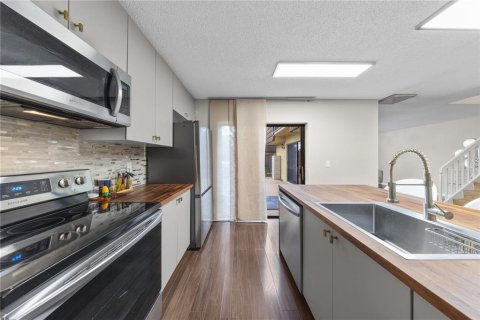 Copropriété à louer à Orlando, Floride: 2 chambres, 119.38 m2 № 2418396 - photo 16