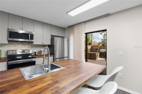 Copropriété à louer à Orlando, Floride: 2 chambres, 119.38 m2 № 2418396 - photo 18