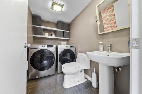 Copropriété à louer à Orlando, Floride: 2 chambres, 119.38 m2 № 2418396 - photo 20