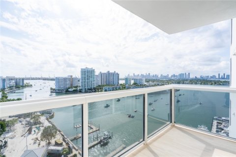 Copropriété à vendre à Miami Beach, Floride: 4 chambres, 208.66 m2 № 1421669 - photo 1