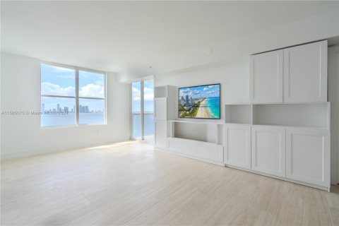 Copropriété à vendre à Miami Beach, Floride: 4 chambres, 208.66 m2 № 1421669 - photo 3