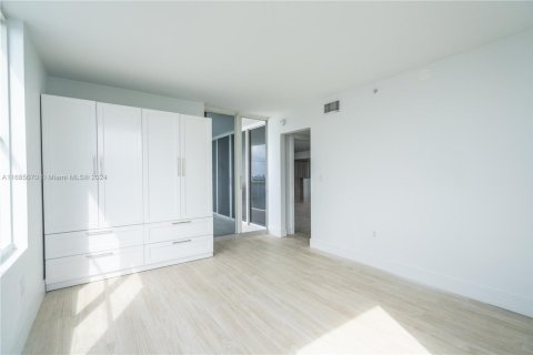 Copropriété à vendre à Miami Beach, Floride: 4 chambres, 208.66 m2 № 1421669 - photo 21