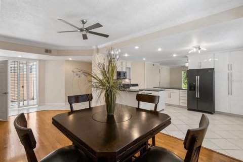 Condo in Palm Harbor, Florida, 2 bedrooms  № 1556330 - photo 21