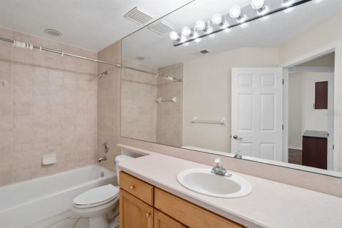 Condo in Palm Harbor, Florida, 2 bedrooms  № 1556330 - photo 27