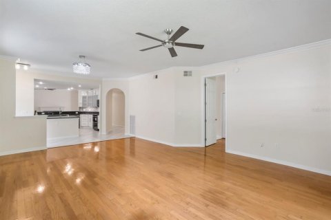 Condo in Palm Harbor, Florida, 2 bedrooms  № 1556330 - photo 13