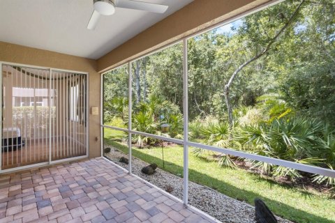 Condo in Palm Harbor, Florida, 2 bedrooms  № 1556330 - photo 9