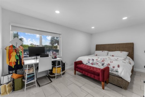 Condo in Miami, Florida, 3 bedrooms № 2077577 - photo 9